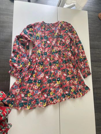 Robe manche longue taille 12 ans marque tape à l’œil