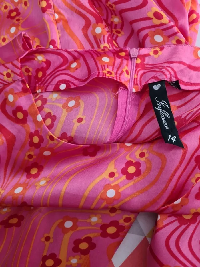 Robe influence - photo numéro 3