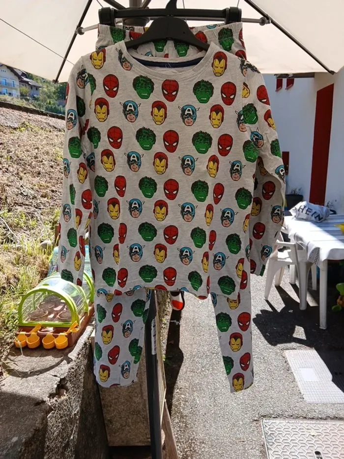 Lot pyjamas avengers marvel jumeaux - photo numéro 8