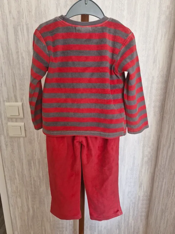 Ensemble pyjama garçon 3 ans Cars Tissaia rouge gris coton polyester - photo numéro 2
