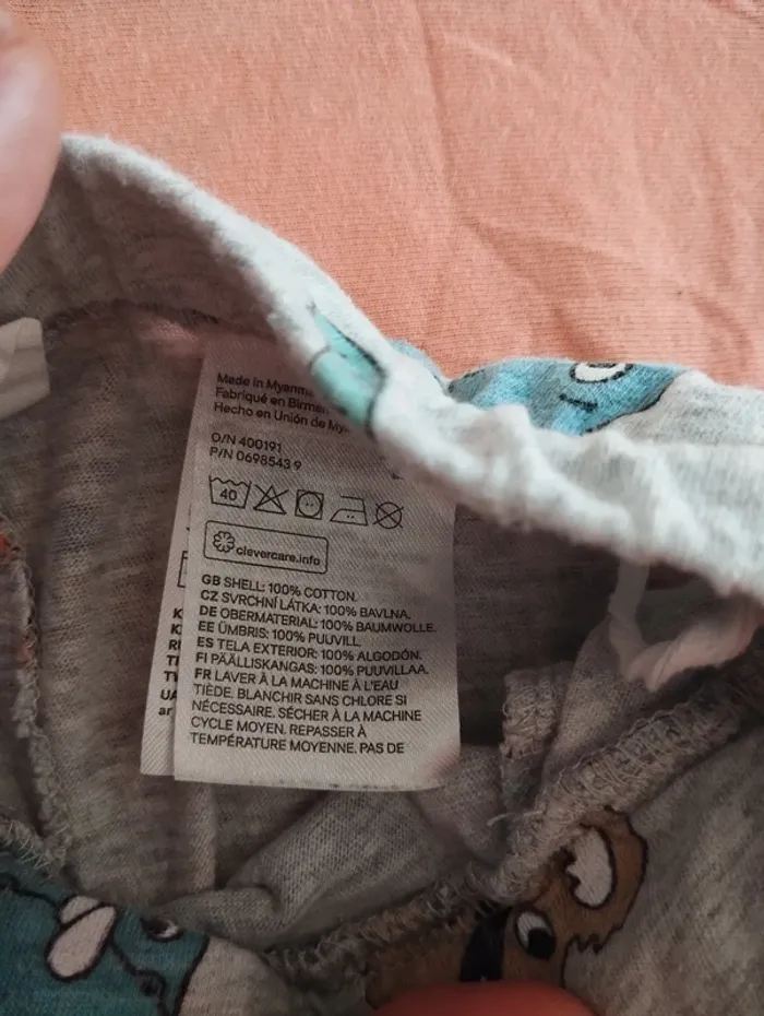 * Pantalon jogging gris animaux T9M H&M - photo numéro 3
