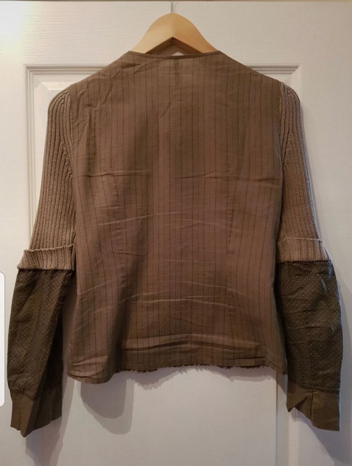 Joli pull taille 1 - photo numéro 2