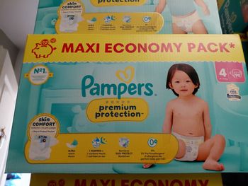 2 paquets pampers maxipack premium taille 4