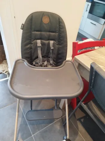 Chaise haute