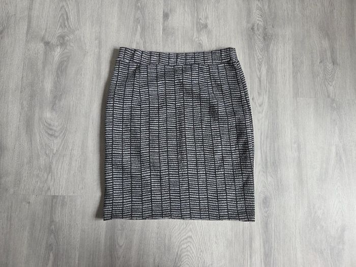 Jupe moulante casual ladies - taille M - photo numéro 4