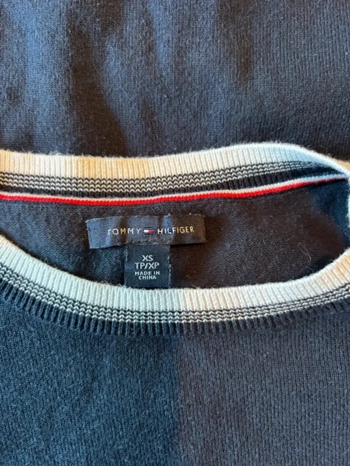 Pull Tommy Hilfiger taille XS - photo numéro 5