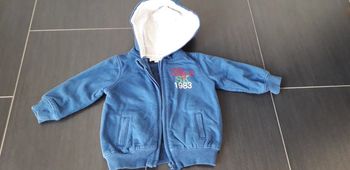 Gilet hiver zippé à capuche 6 mois