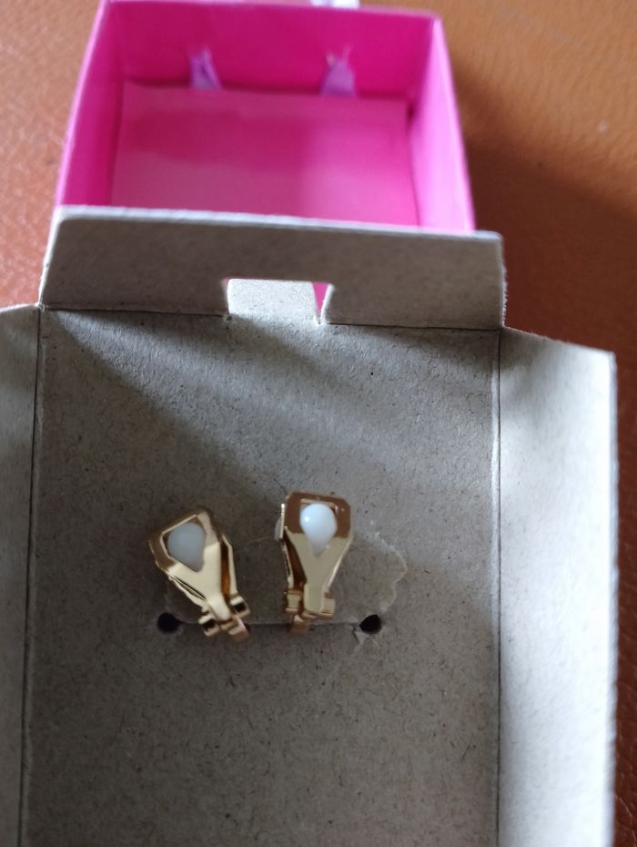 Boucles d'oreilles chats 🐱 neuves - photo numéro 4
