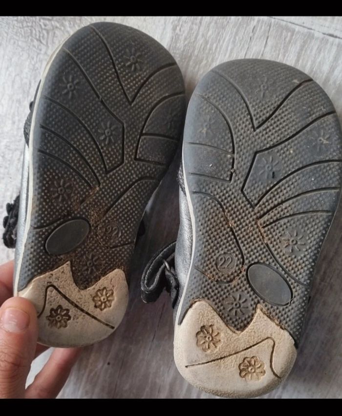 2 paires de chaussures fille p22 - photo numéro 2