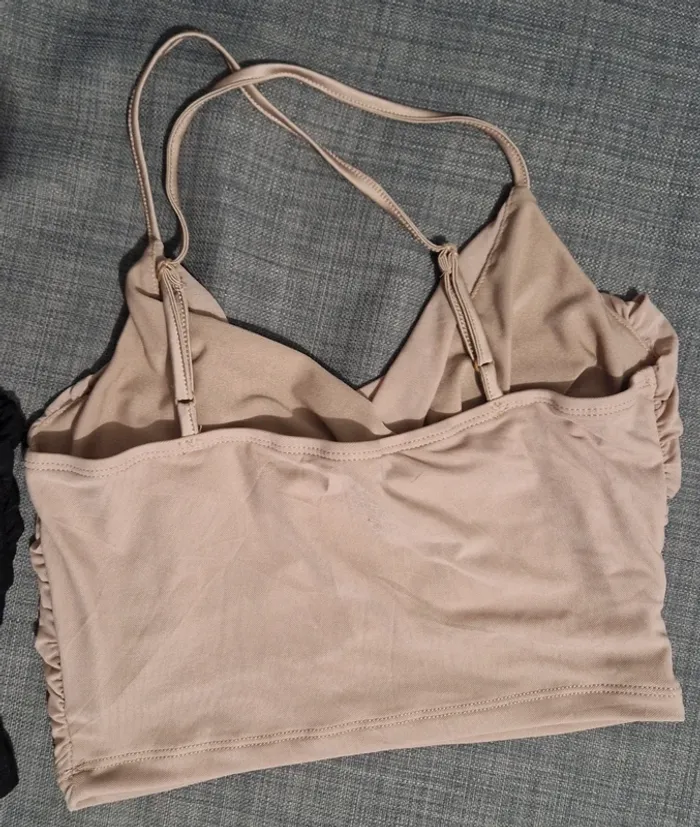 Lot de 2 tops à fines brides unicolore à ruché taille M - photo numéro 3