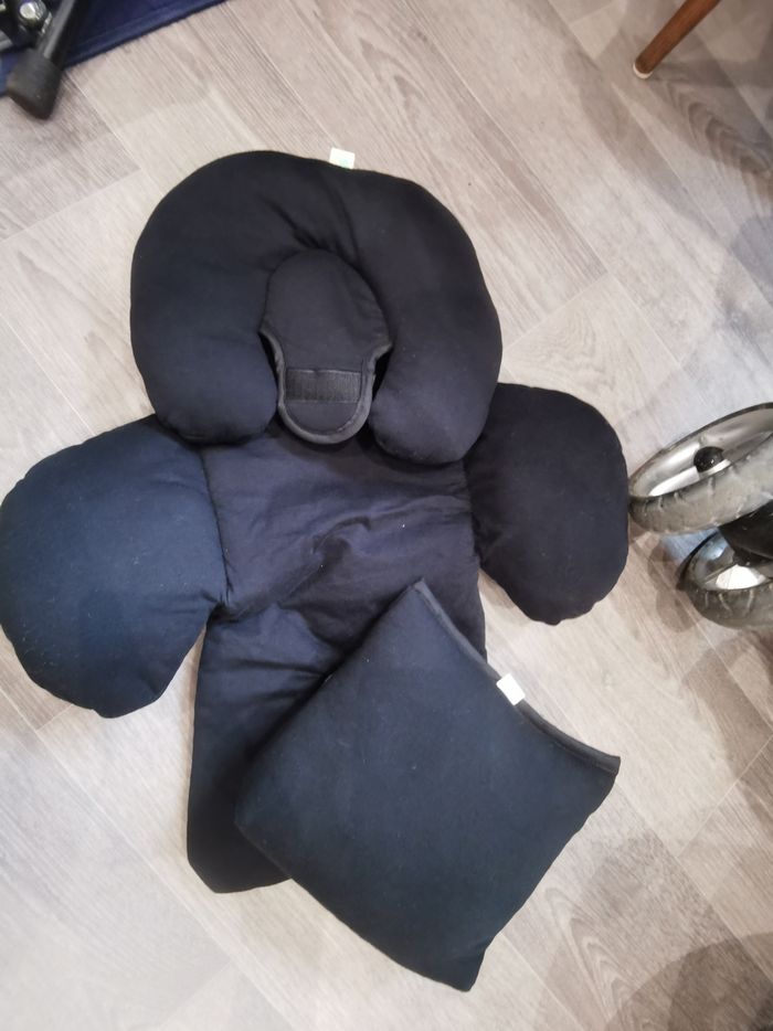 Ensemble poussette cosy et nacelle - photo numéro 7