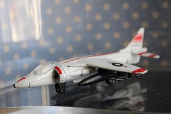 Avion miniature Mc donnel Douglas AV-8B Harrier II
