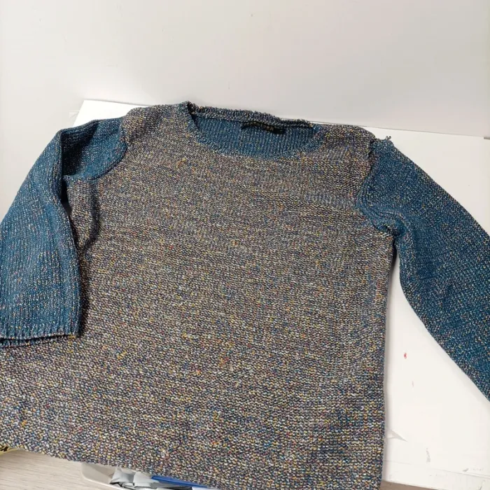 Lot 5 pulls et sweats femme tailles M-L : casual, confort et cocooning LOT032 - photo numéro 2