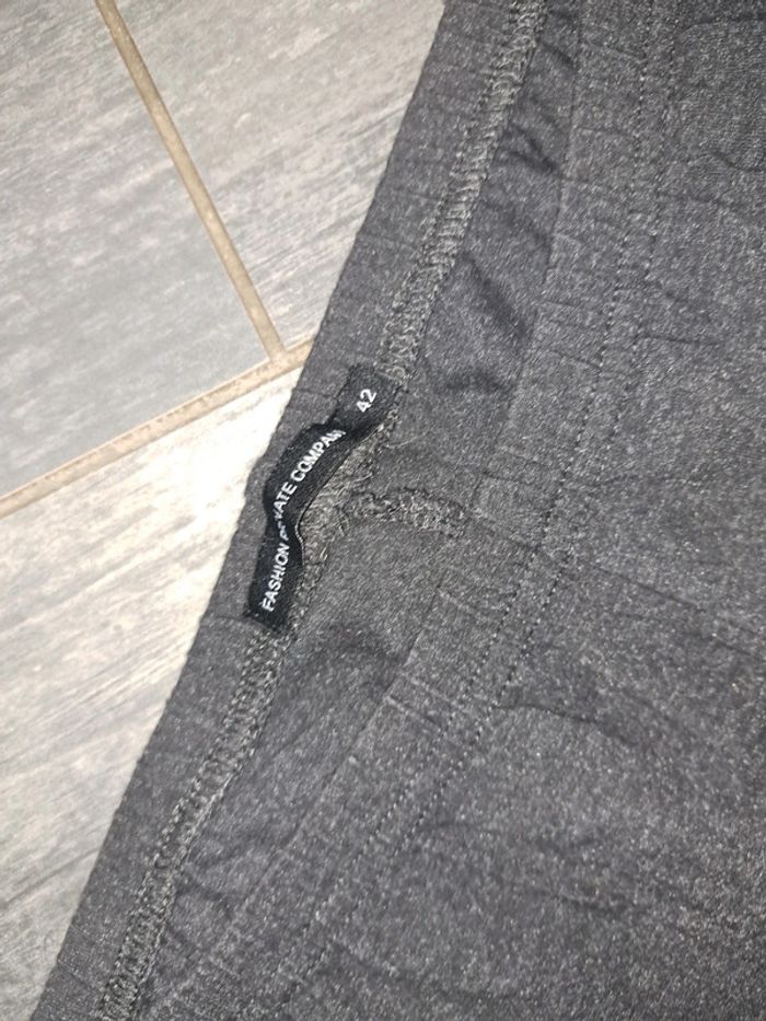 Legging Fashion Private Company 42 - photo numéro 3