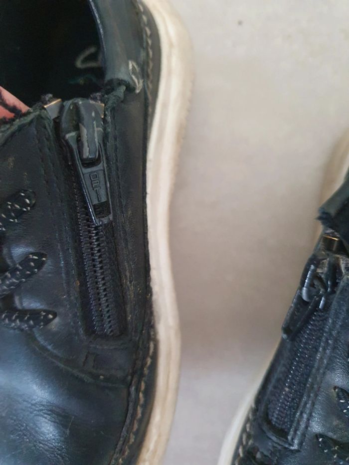 Chaussures pied fin taille 28 - photo numéro 3