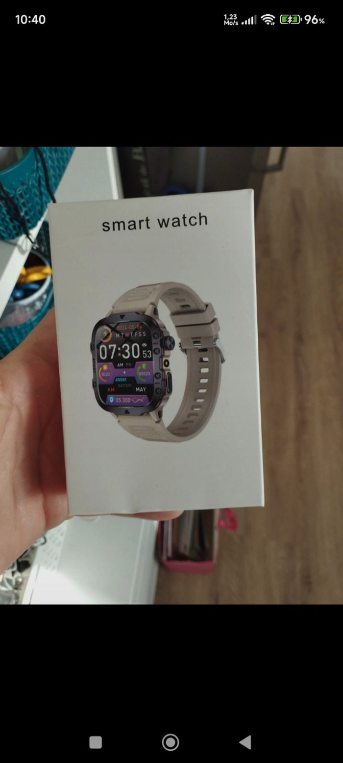 Montre connectée neuve