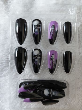 Faux ongles pour Halloween