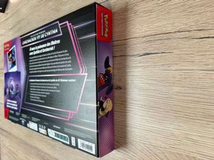 Pokémon Coffret Carchacrok Ex De Cynthia Scellé - photo numéro 3