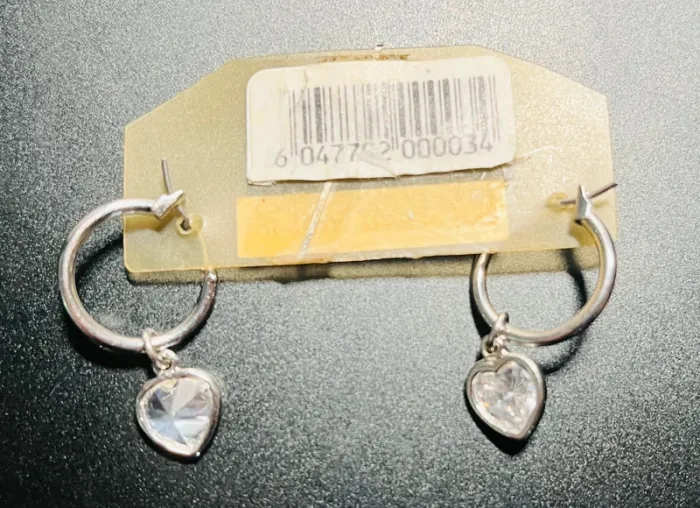 💍petites creoles argentés pendantes avec coeur en zircon - photo numéro 8