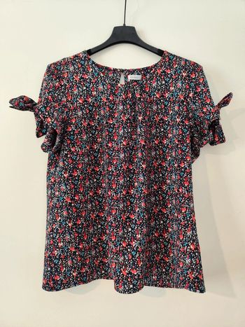 Blouse fluide noire et multicolore taille 42/44 Damart