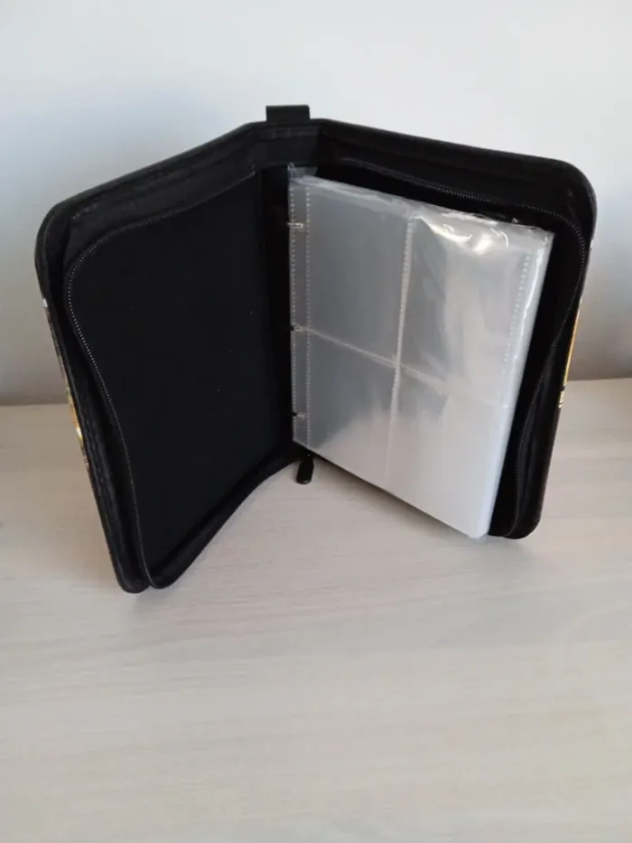 Beau range cartes Pokémon Pikachu neuf - photo numéro 3