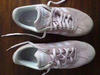 Chaussures Adidas VL Court Rose Taille 37 1/3