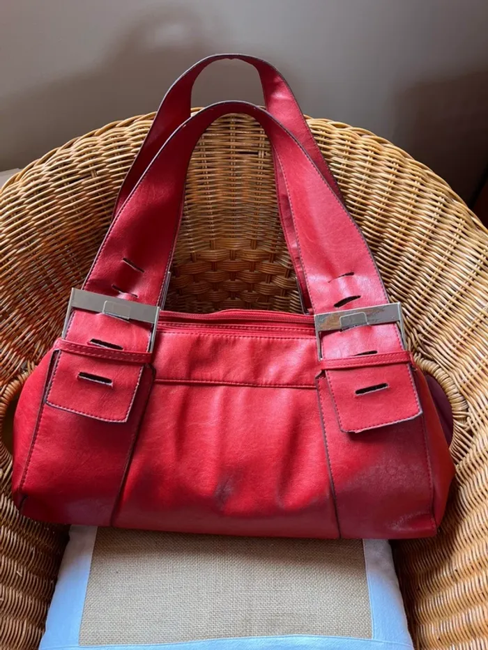 Sac vintage y2k rouge en cuir synthétique très bon état [ref 2507SR130] - photo numéro 11