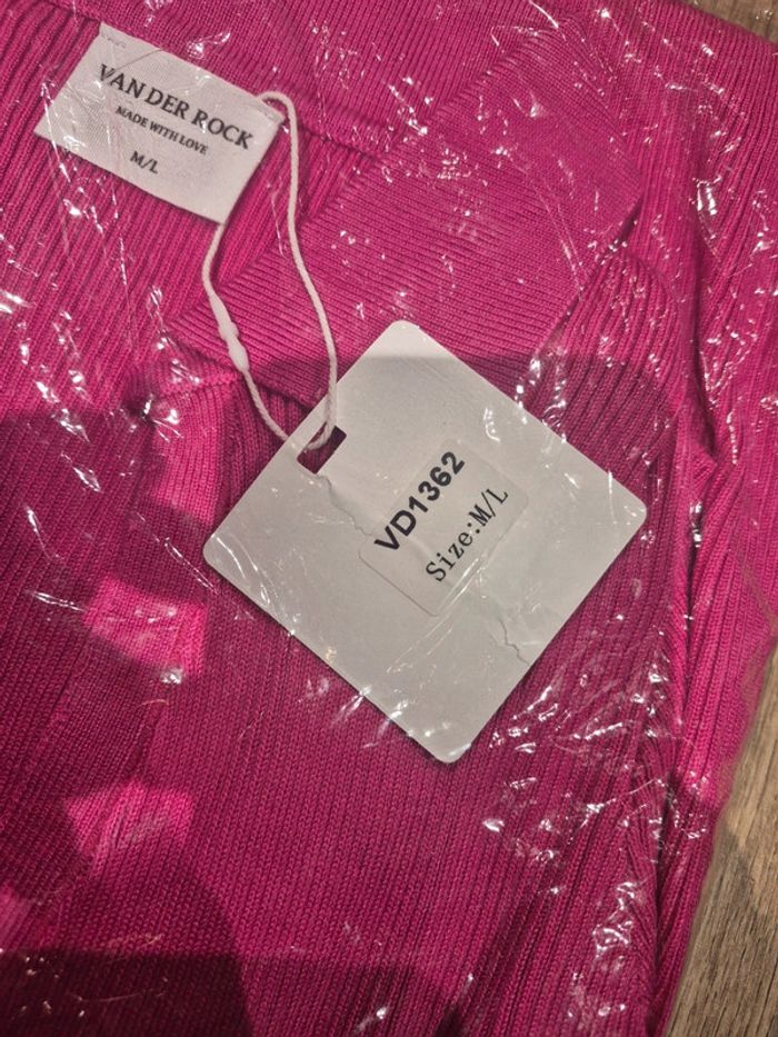 Robe Fuschia - photo numéro 3
