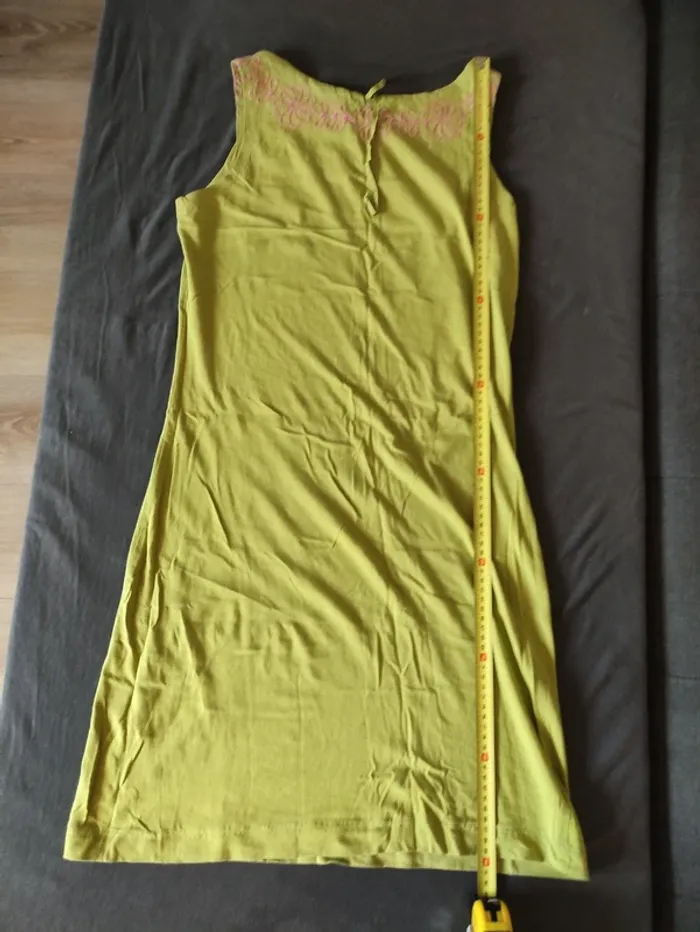 Robe droite brodée - photo numéro 7
