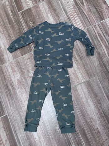 Pyjama dinosaure