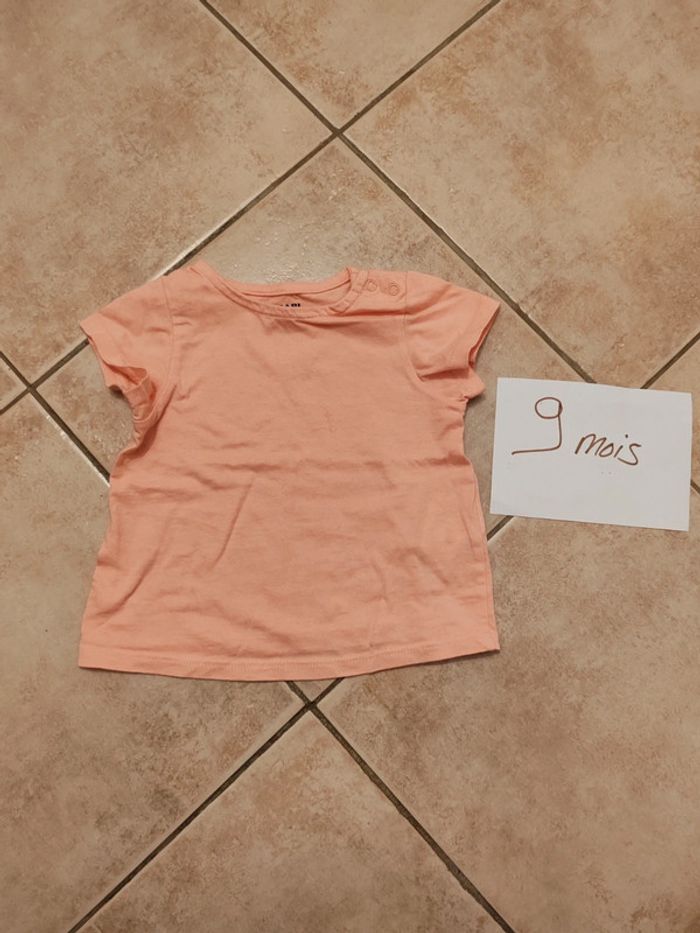 Lot de 9 t shirts - photo numéro 2