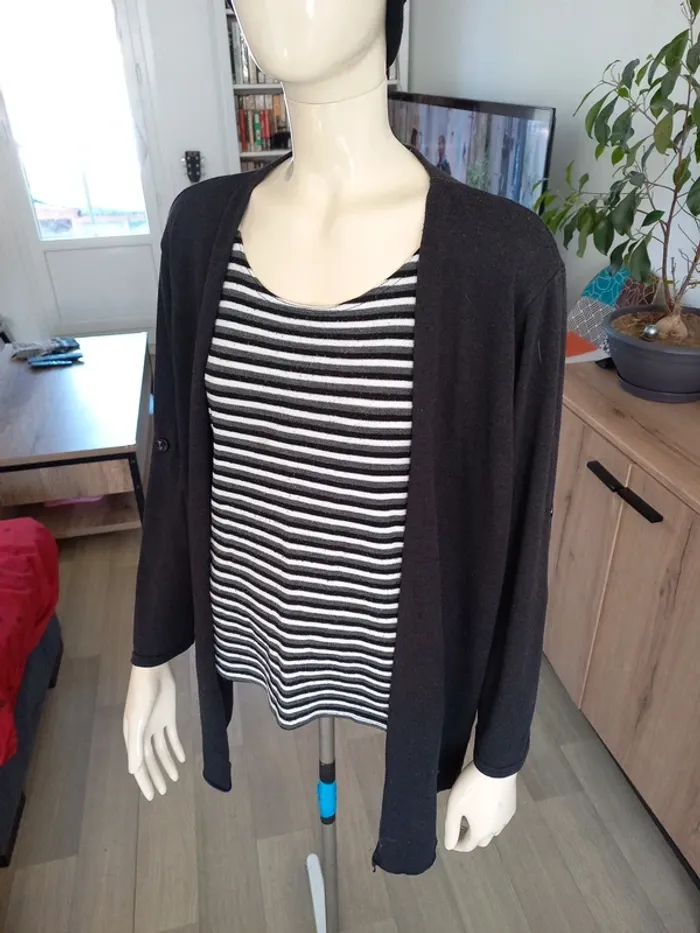 Pull femme noir et blanc T48 - photo numéro 2