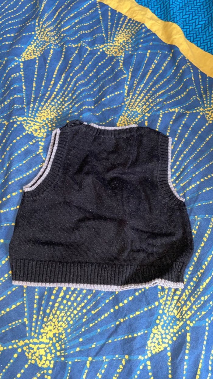 Pull sans manche 3 mois - photo numéro 2