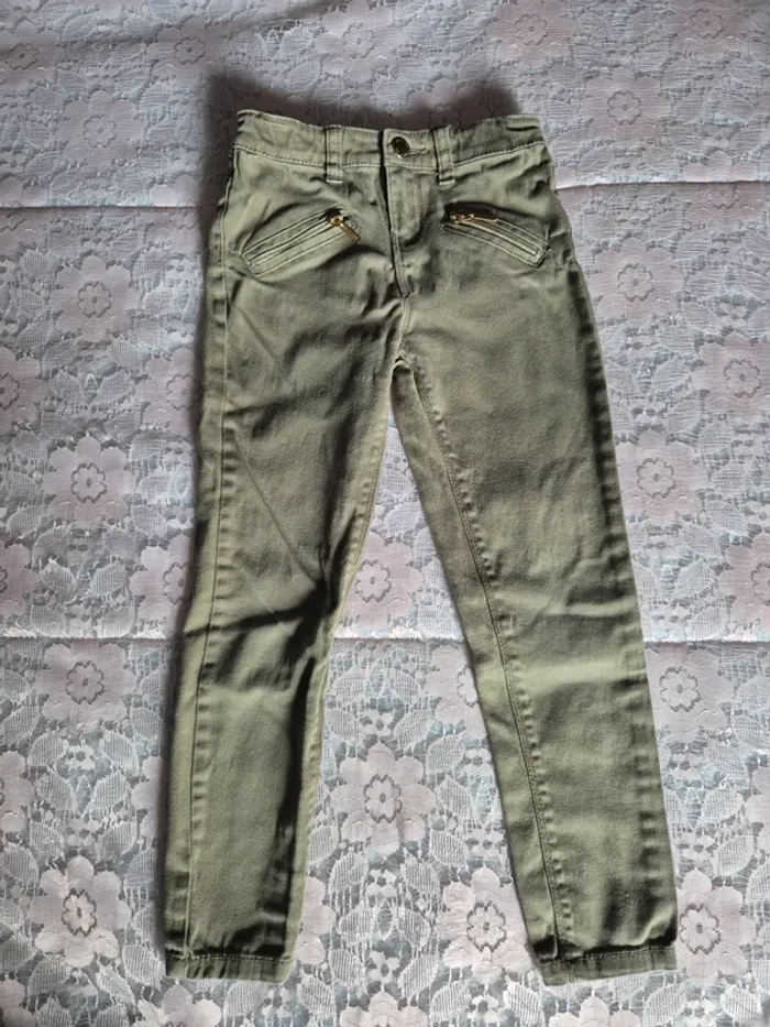 Pantalon T6/7 ans