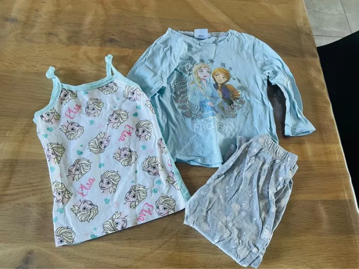 Lot pyjama débardeur la reine des neiges 2 ans - photo numéro 2