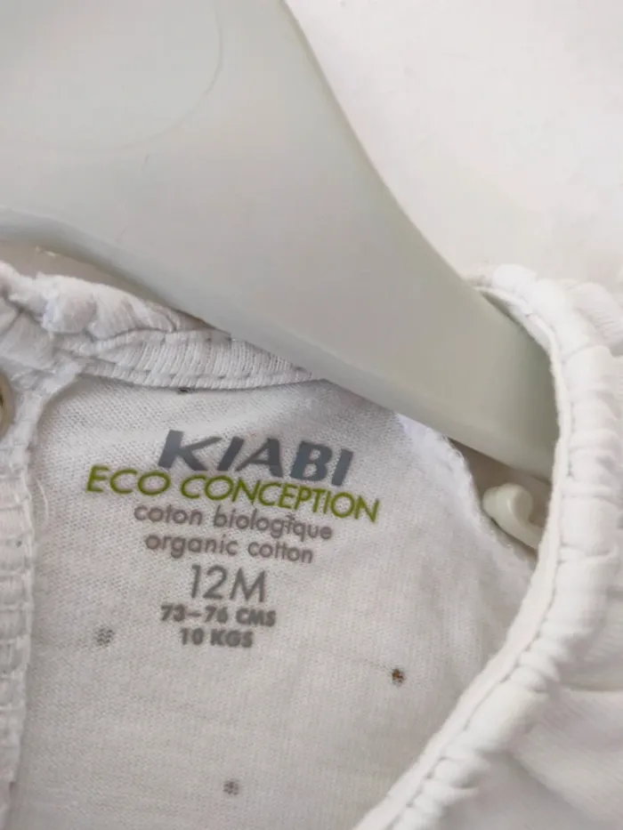 (a) t-shirt blanc à pois + col Kiabi 12mois - photo numéro 4