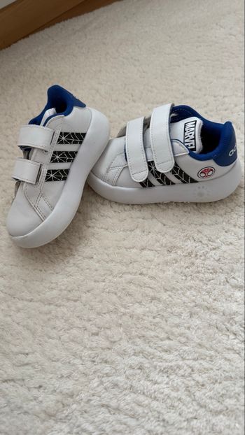 Adidas Marvel Enfant 