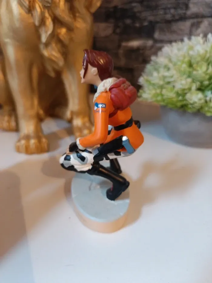 Figurine tomb raider - photo numéro 4