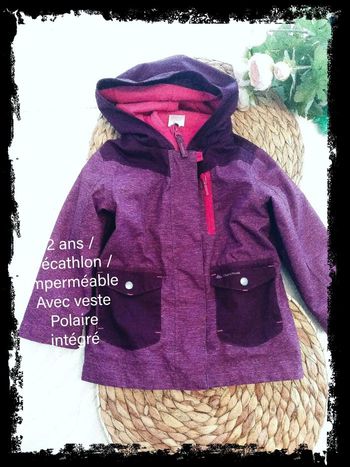 2 ans décathlon manteau imperméable avec polaire intégré /Excellent état