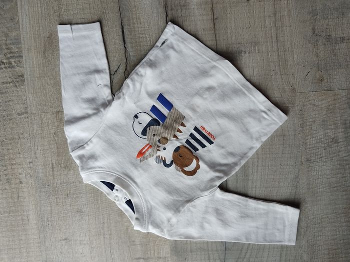 Lot vêtements 1 mois - photo numéro 4