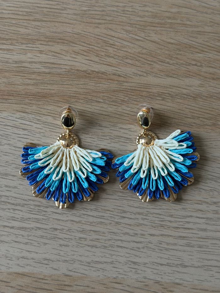 Boucles d'oreilles bleues - photo numéro 2