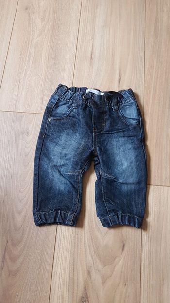 Jean 6 mois