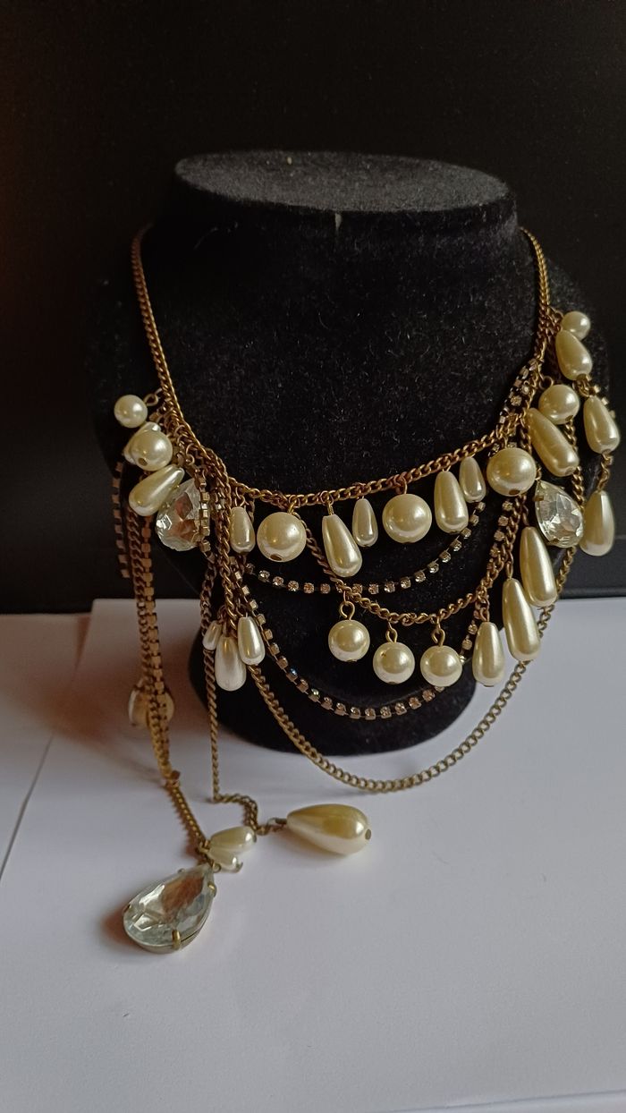 Collier vintage de style baroque  doré strass et perles