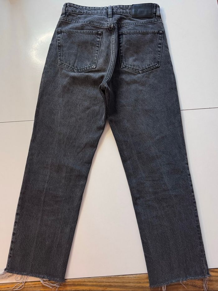 Jean droit gris noir délavé – Zara - 36 - photo numéro 2