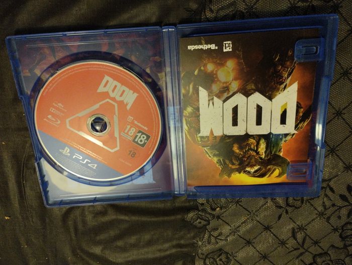 Jeux vidéo Ps4 DOOM - photo numéro 3