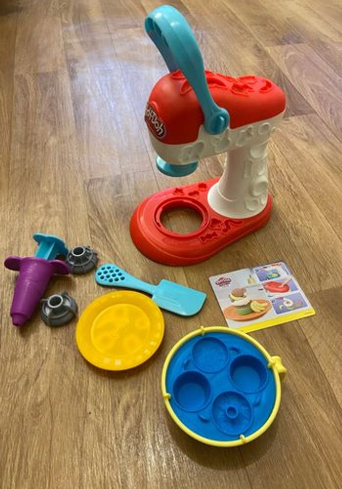 Robot pâtissier pour pâte à modeler