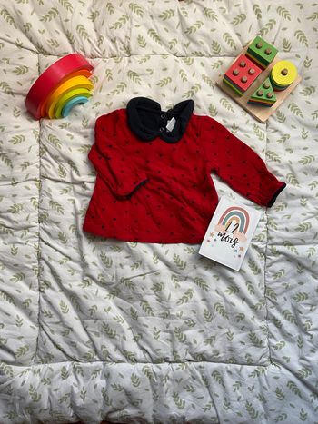 teeshirt manches longues rouge motifs coeurs marine 12 mois petit bateau