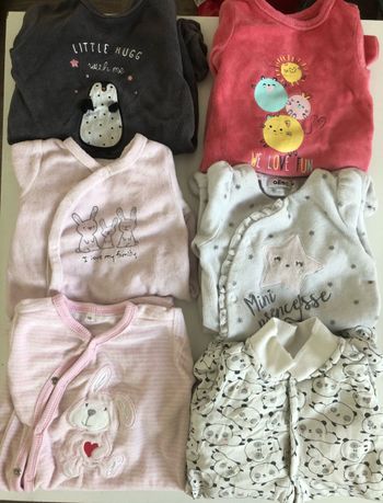 Lot de 6 pyjamas 1 mois