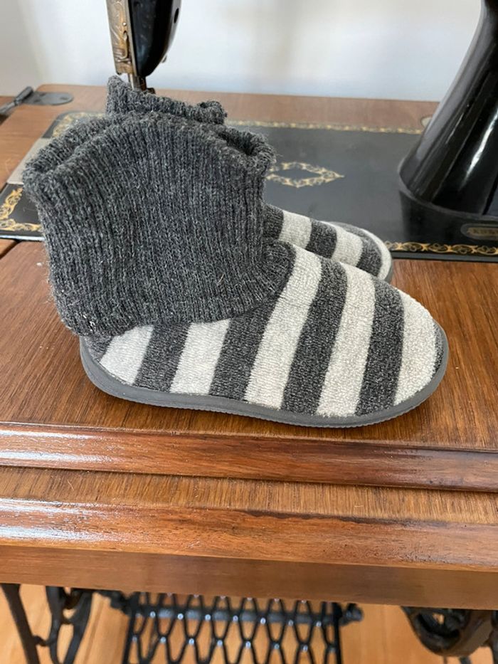 Chaussons 22 - photo numéro 2