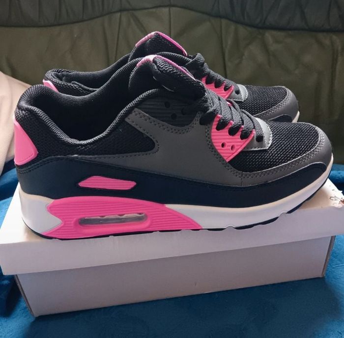 Basket noir,grise et rose